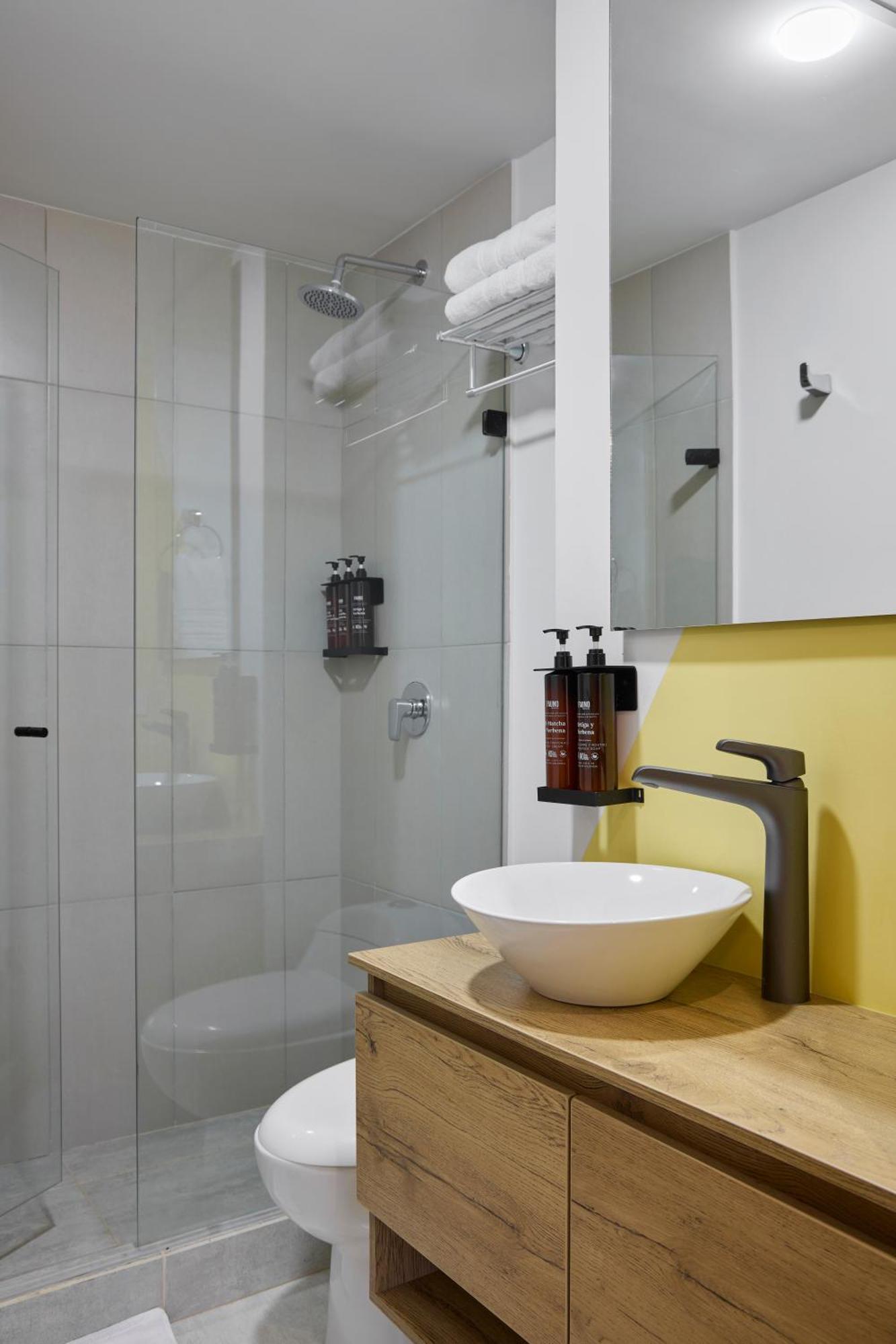 30 Living Suites Μεντεγίν Εξωτερικό φωτογραφία