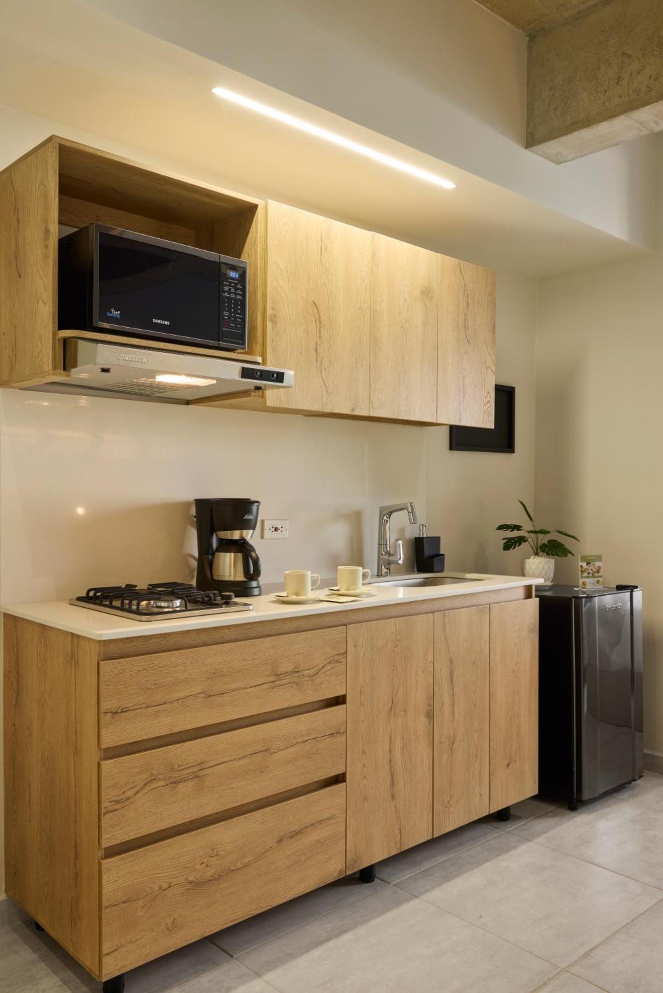 30 Living Suites Μεντεγίν Εξωτερικό φωτογραφία