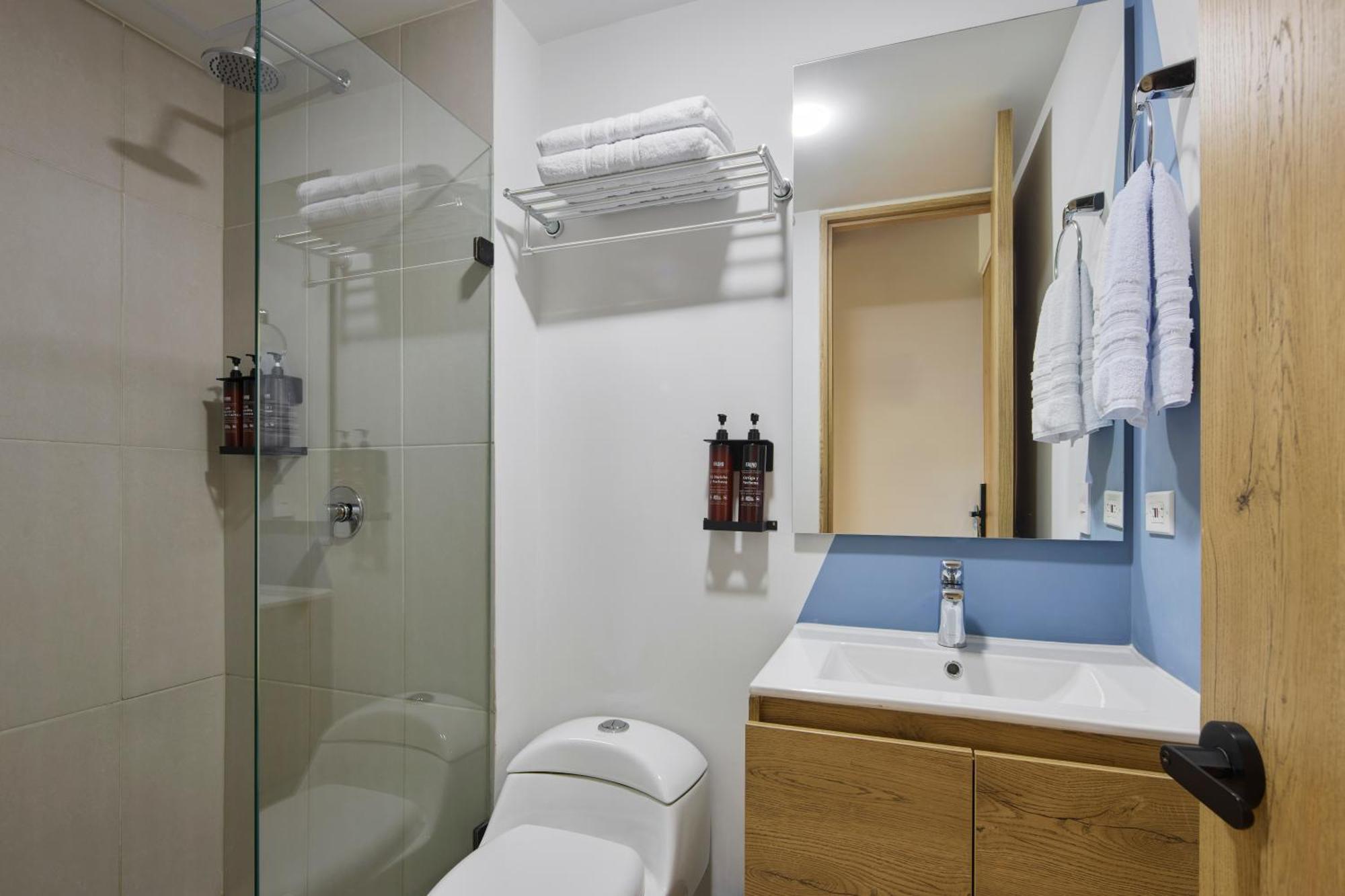 30 Living Suites Μεντεγίν Εξωτερικό φωτογραφία